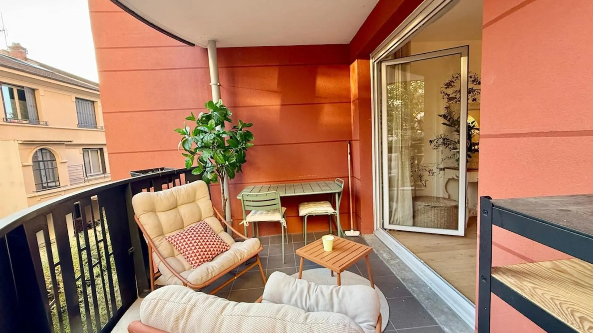 Holiday home 4 Pieces Avec Garage - Gare Part-Dieu Villeurbanne